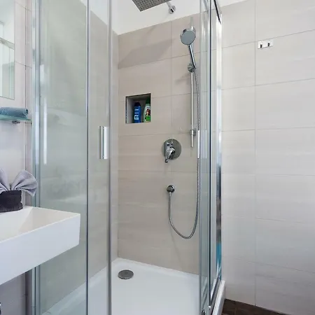 Boutique 5 Minutes To Centre Apartment